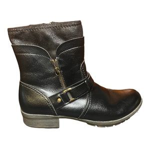 Clarks Black Boots Size 9.5